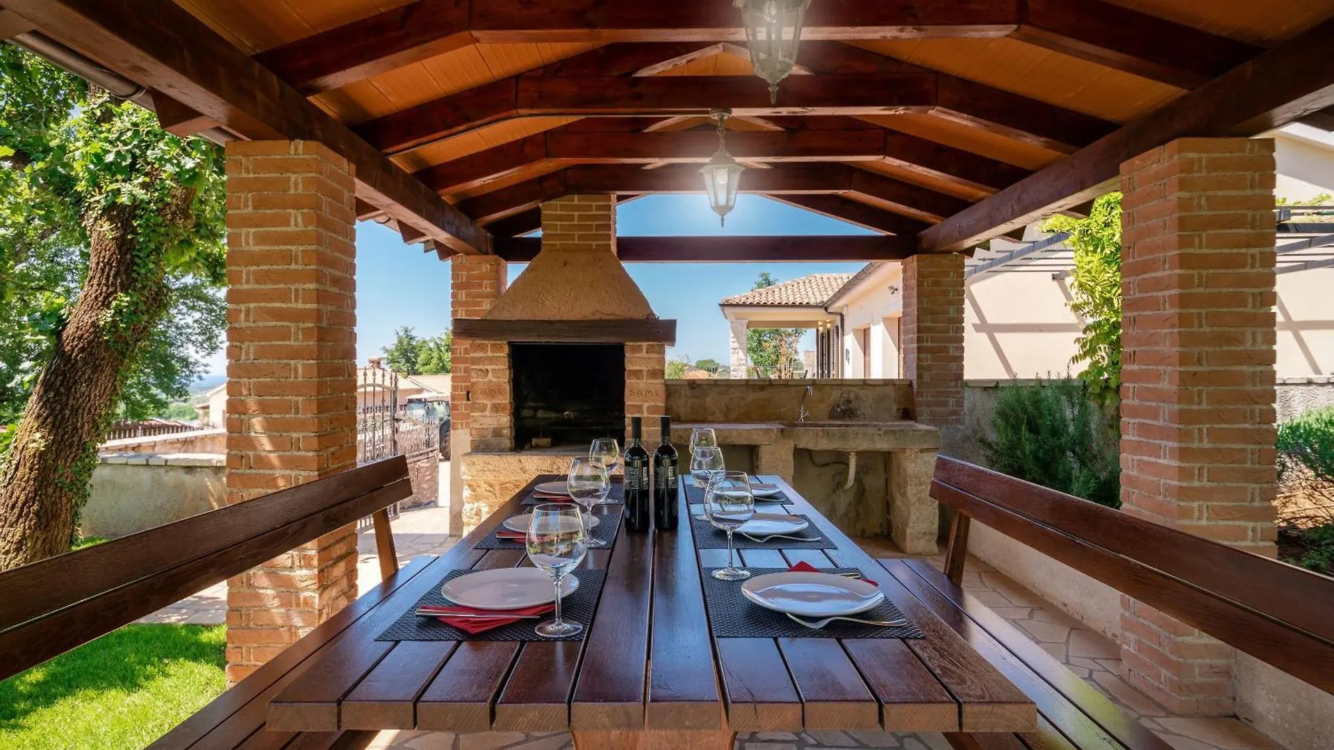 Višnjan Villa Bellavista Poletti Mit Pool Und Meerblick בית נופש