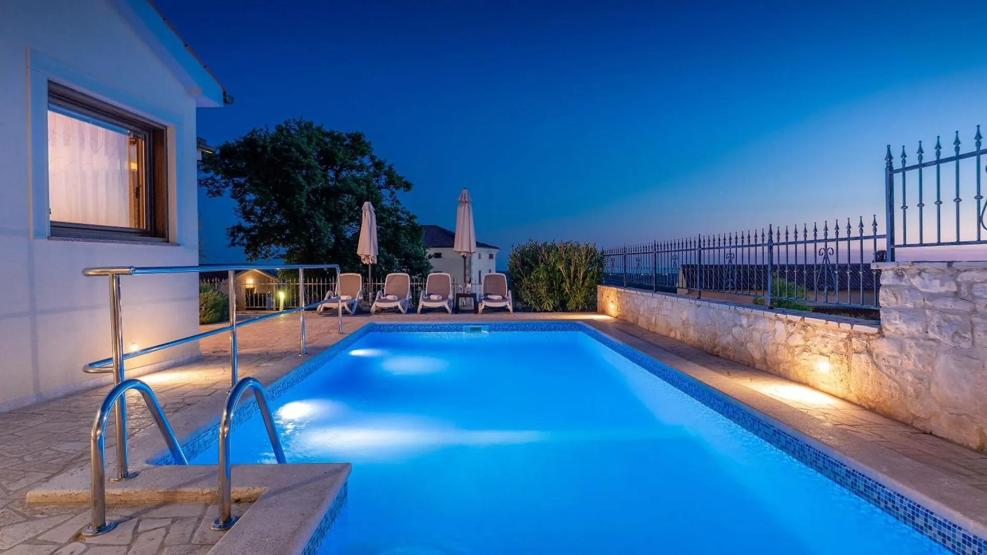 בית נופש Višnjan Villa Bellavista Poletti Mit Pool Und Meerblick